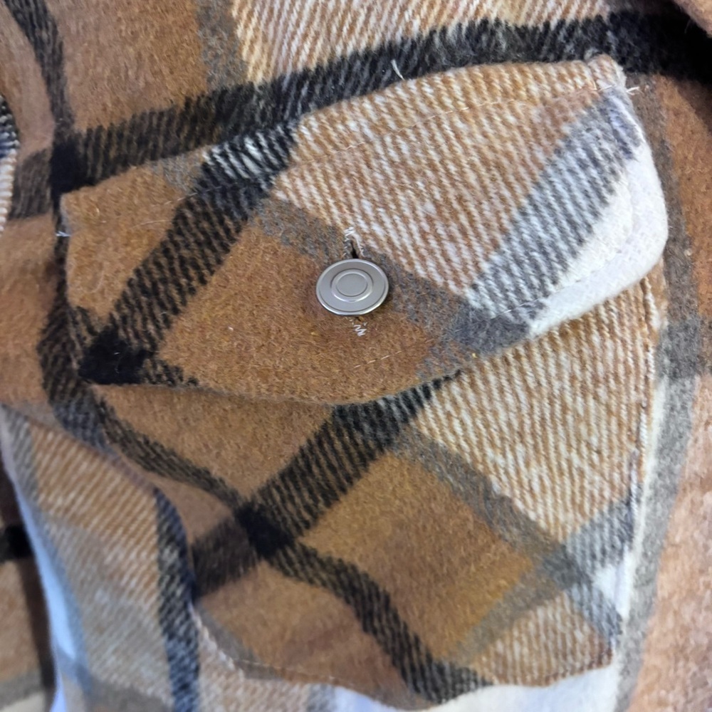 Plaid Button-Up Flannel Jacket - image 7